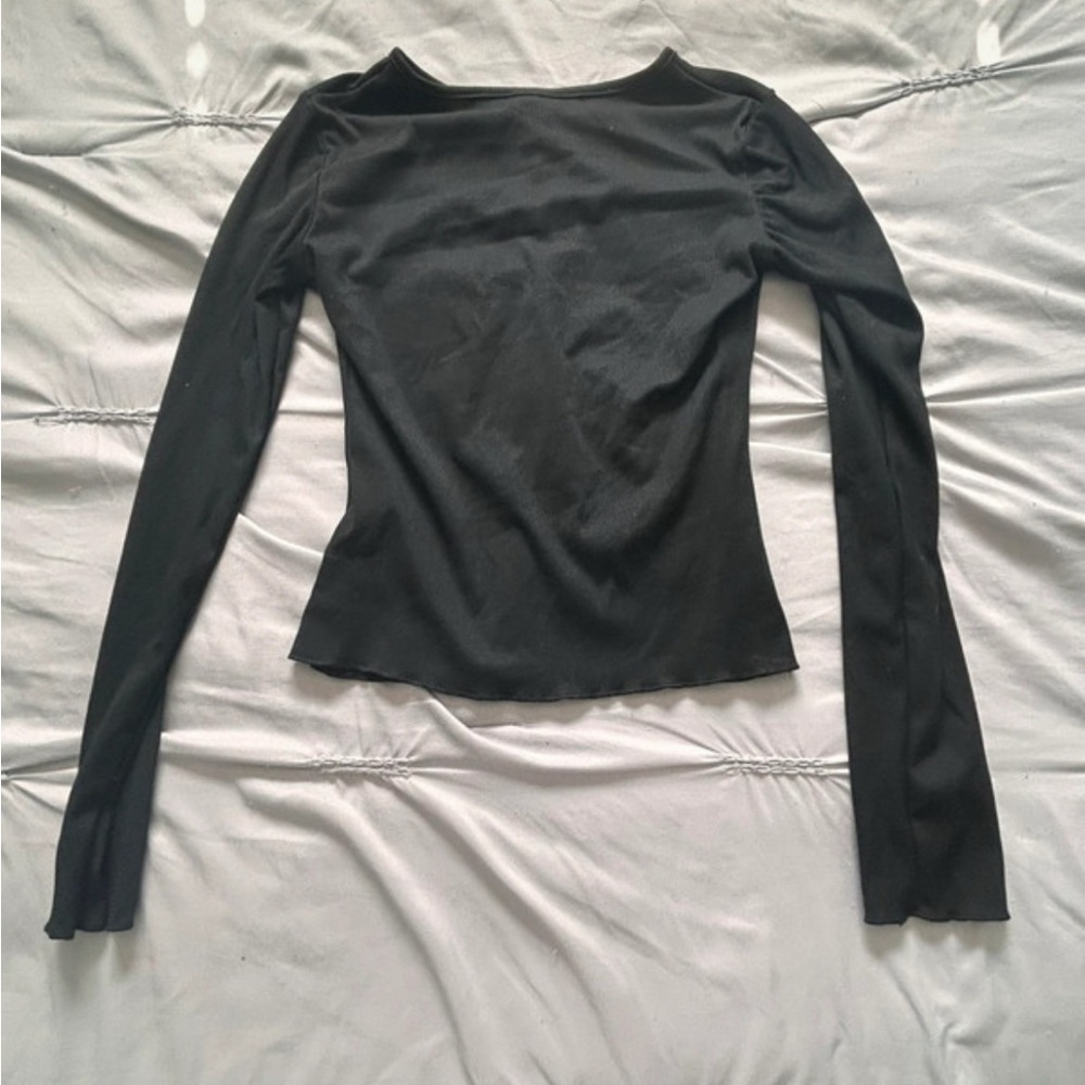 Simple Button Long Sleeve - Picture 2 of 3